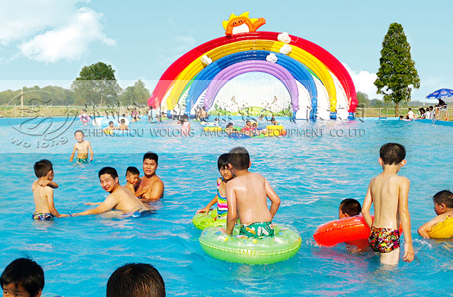 彩虹音樂滑梯2016年夏季水樂園新款趣味充氣水滑梯